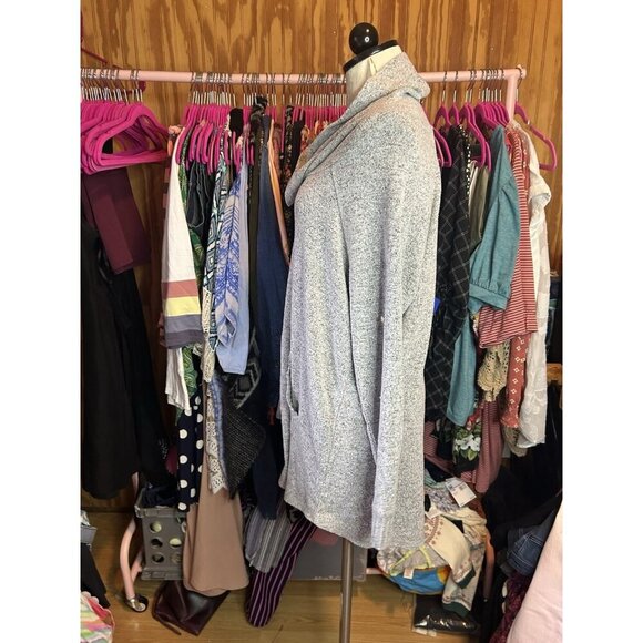 Torrid Super Soft Plush Cowl Neck Raglan Tunic Sweatshirt Pullover 1 (1X) Gray - Picture 6 of 10